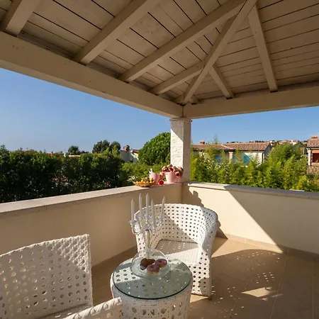 Holiday home Domenica Exclusive Mit Pool Kastelir