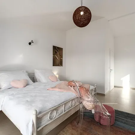 Domenica Exclusive Mit Pool Holiday home Kastelir